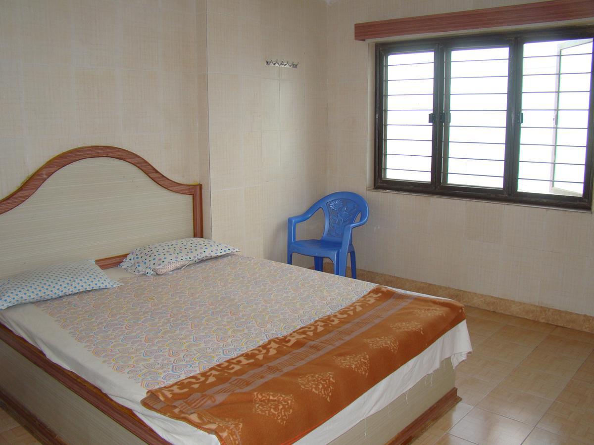 Sreeniketanam Lodge Madhavaram Exterior foto